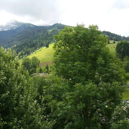T2 Avec Balcon Au Coeur De La Clusaz, Proche Commerces Et Pistes - 4 Pers. - Fr-1-459-192 * La Clusaz